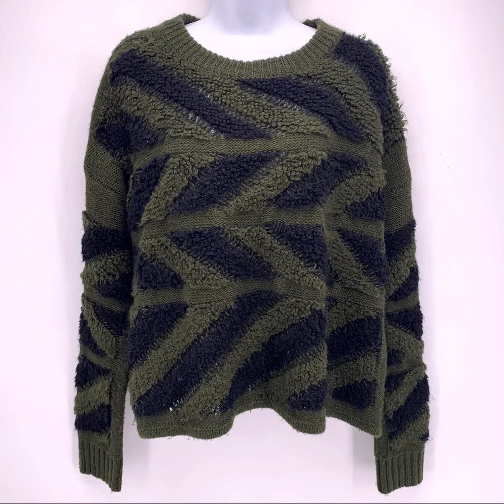 John + Jenn Green and Black Textured Sweater Size Small
